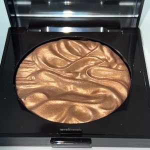 Laura Mercier Face Illuminator Powder Seduction Golden Highlighter Full Size 9g